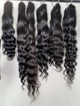 Load image into Gallery viewer, Goddess Extensions Raw Wavy